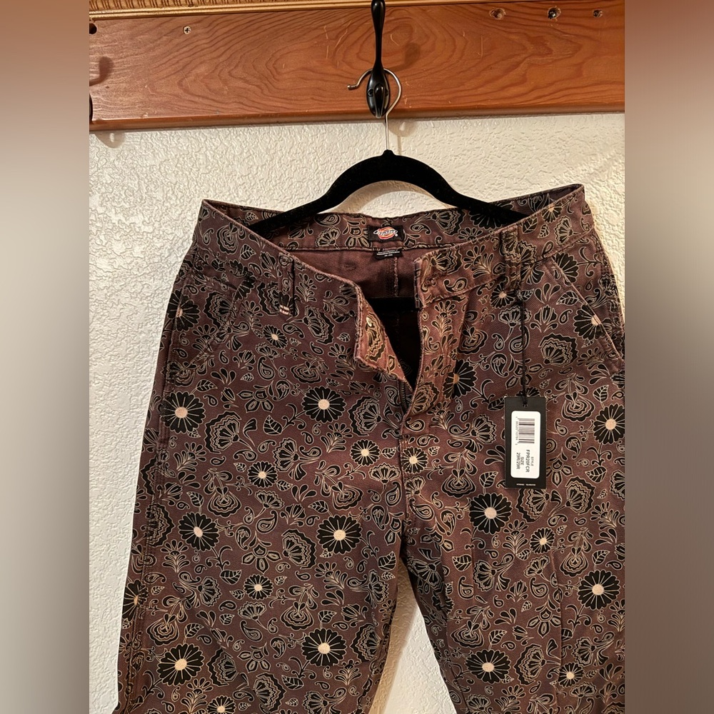NWT Dickies- Women’s Ellis Floral Duck Canvas Pants